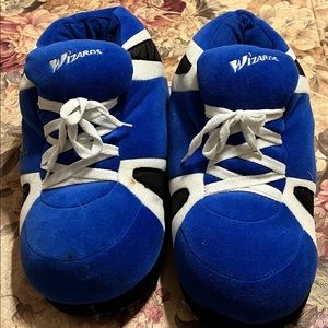 “Washington Wizards” Puffy Slippers